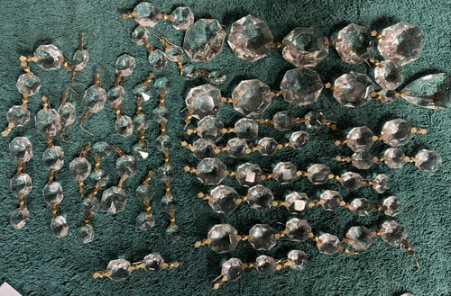 Mixed lot brass bow - lot, crystal